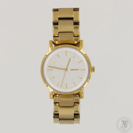 Teräsrannekello DKNY, quartz, rungon Ø 34mm, rannekkeen pituus 150mm, pieniä käytön jälkiä