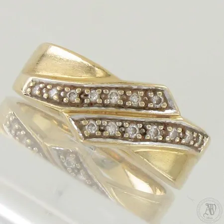 Timanttisormus 14xn.0.01ct, koko 17, 585,  Paino: 4,2 g