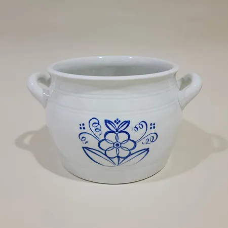 Voipytty Arabia, korkeus 16cm, leveys 23cm Lähetetään postipakettina.
