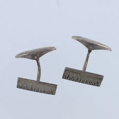 Kuvioidut kalvosinnapit, mitat 18x11mm, 813br,  Paino: 8,8 g