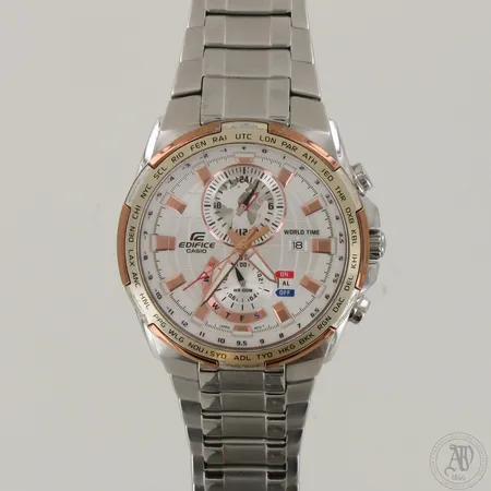 Teräsrannekello Casio Edifice Chronograph, quartz, käytön jälkeä, rannekeen pituus 190mm, rungon Ø 45mm. 