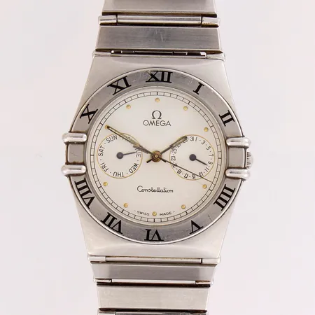 Teräsrannekello, Omega Constellation Day-Date, rungon Ø32mm, quartz, rannekkeen pituus 180mm,