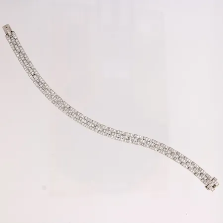 Timanttiranneketju 270xn.0.03ct, princess hionta, pituus 190mm, 750 valkokultaa Paino: 36,5 g