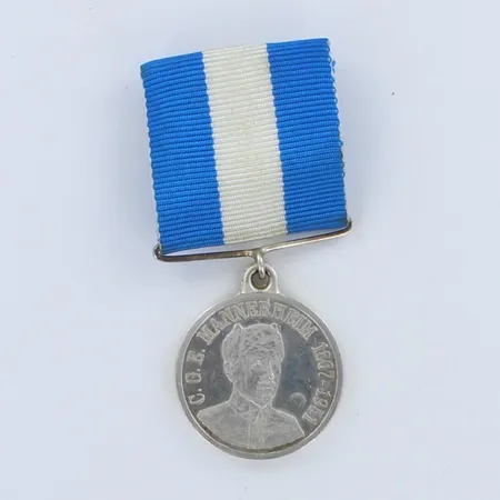 Kunniamerkki, suomi 1912-2007 finland, C.G.E. Mannerheim 1867-1951, korkeus 60mm, metallia, 