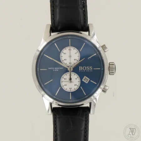 Teräsrannekello Hugo Boss, quartz, rungon Ø 41mm, lasissa naarmuja ja takakannessa selviä käytön jälkiä, rannekkeen pituus 170-230mm, 