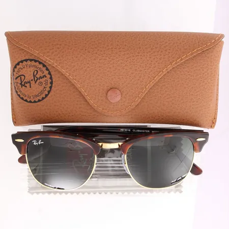 Aurinkolasit, Ray-Ban Clubmaster, RB 3016 W0366, 51/21, kotelo Lähetetään postipakettina.