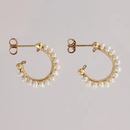 Helmikorvakorut, korkeus 17mm, 585br,  Paino: 1,6 g