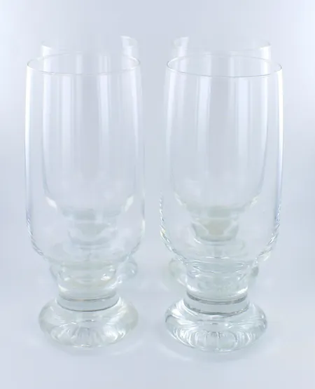 Neljä olutlasia Iittala, Joiku, Tapio Wirkkala, Tuotannossa 1973-1991, korkeus 170mm, Ø 6,3 cm,Lähetetään postipakettina
