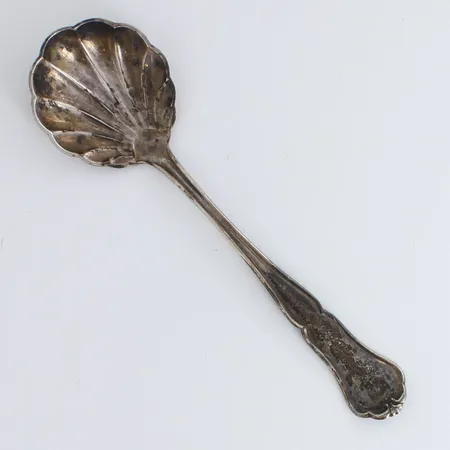Sokerilusikka, Chippendale, pituus 116mm, 830h,  Paino: 15,1 g