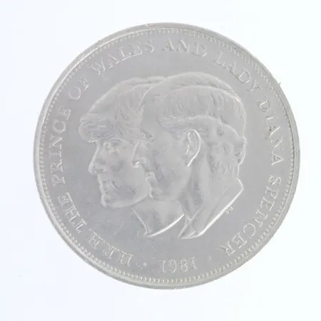 Hopearaha,  25 New Pence - Elizabeth II (Royal Wedding; Silver Proof) 1981, 925,   Paino: 28,2 g