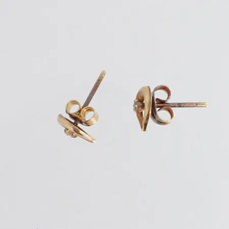 Kivikorvakorut, korkeus 7mm, 585br,  Paino: 0,6 g