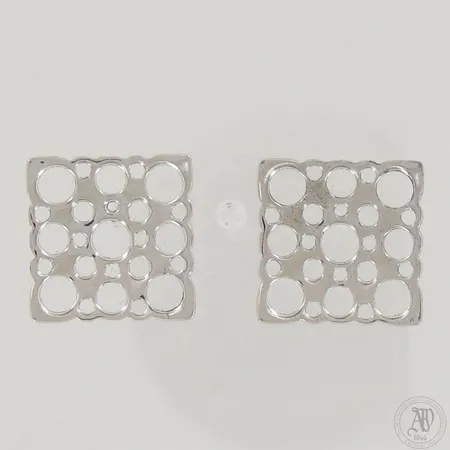Korvakorut, Pitsi, design Liisa Vitali, korkeus 15mm, 925,  Paino: 2,2 g