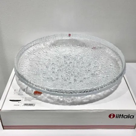 Tarjoiluvati Iittala, Ultima Thule, Ø37cm, korkeus 7cm, laatikko