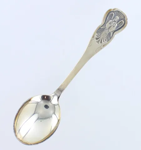 Lusikka, kaiverrettu, pituus 140mm, 830,  Paino: 27,5 g