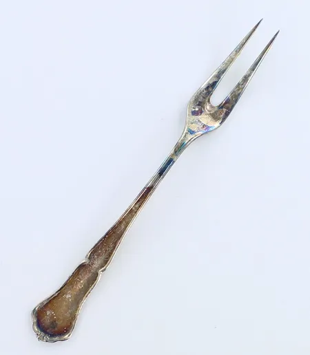 Leikkelehaarukka, Chippendale, pituus 125mm, 830,  Paino: 11,7 g