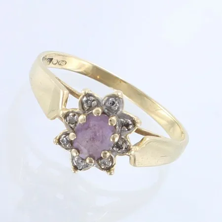 Kivisormus timanteilla 8xn.0.005ct, koko 17¾, 585br,  Paino: 2,1 g