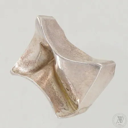 Björn Weckström, sormus, Lapponia, kaiverrettu ja käytön jälkiä, koko 18, 925,  Paino: 16,2 g