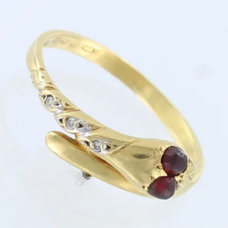 Kivisormus timanteilla 3xn.0.005ct, koko 18, 750br,  Paino: 2,5 g