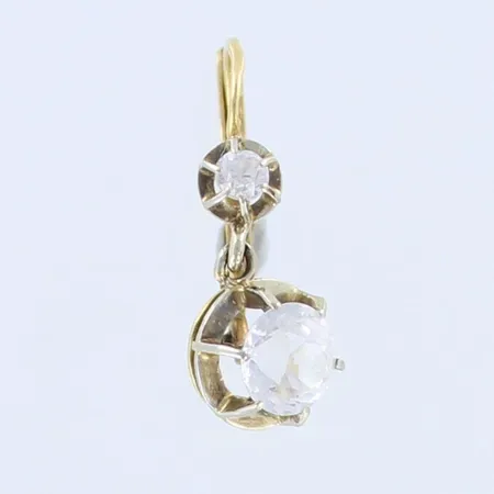 Kivikorvakoru, korkeus 21mm, 750br,  Paino: 1,6 g