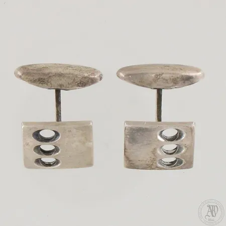 Kalvosinnapit, mitat 15x15mm, 830,  Paino: 8,1 g