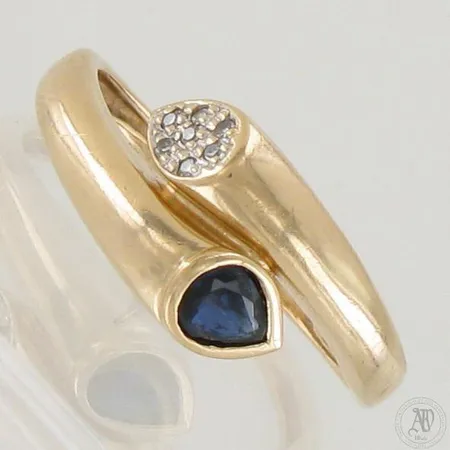 Kivisormus timanteilla 7xn.005ct, pieniä käytön jälkiä, koko 18¼, 585br,  Paino: 2,3 g