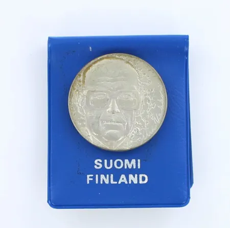 Juhlaraha, Urho Kekkonen 1975, nimellisarvo 10 markkaa, 500, Paino: 23,6 g Lähetetään postipakettina.