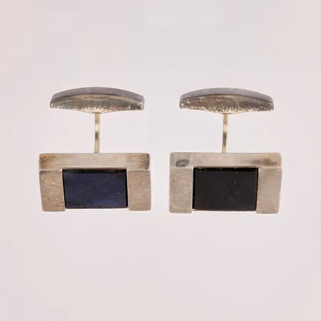 Kalvosinnapit spektroliitilla, Kalevala Koru, mitat 22x13mm, 925br Paino: 14,1 g