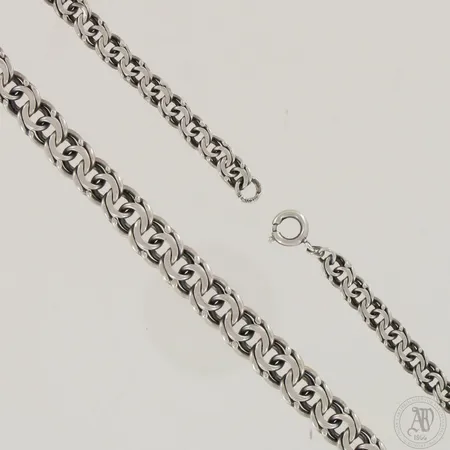 Bismarck-kaulaketju, pituus 43cm ja leveys 6-9mm, 813,  Paino: 30,5 g