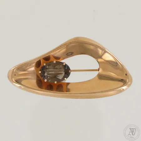 Kivirintakoru, pieniä käytön jälkiä, leveys 48mm, 585br,  Paino: 3,6 g
