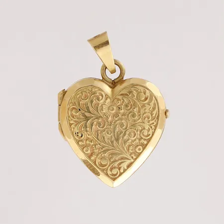 Sydän medaljonki, korkeus 31mm, 585br,  Paino: 7 g