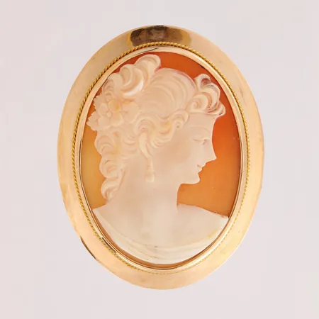 Camee-rintaneula, kaiverrettu, korkeus 53mm, leveys 41mm, 585br,  Paino: 13,7 g