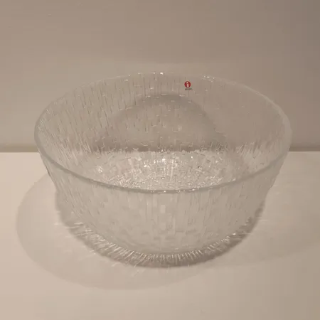 Kulho Ultima Thule, Tapio Wirkkala, kulho 120 mm. Lähetetään postipakettina.