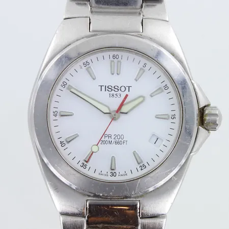 Teräsrannekello Tissot PR200, 200m, käytön jälkiä, Ø38mm, parreri loppunut, teräsranneke, rannekkeen pituus 195mm, 
