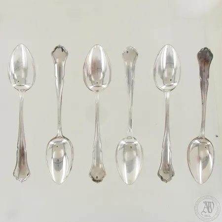 Kuusi ruokalusikkaa, pituus 170mm, Chippendale, 813,  Paino: 218,3 g