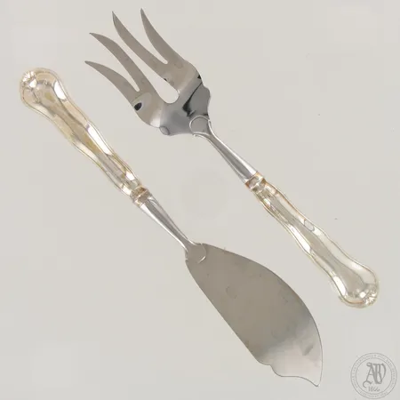 Kakkuhaarukka ja -veitsi, pituus 22cm ja 24cm, Chippendale, kaiverrettu, 830br,  Paino: 127,9 g