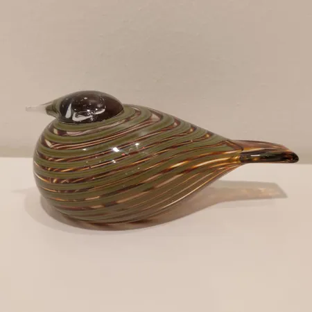 Lasilintu, Pajusotka, signeeraus O.Toikka, korkeus 60mm, pituus 140mm