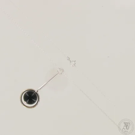 Kaulakoru, Fokus, Kalevala Koru, pituus 80cm, leveys 2mm, korkeus 65mm, 925br  Paino: 16,2 g
