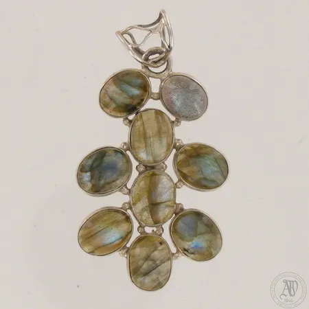 Spektroliitti-riipus, korkeus 55mm, leveys 30mm, 925br, Paino: 8,4 g