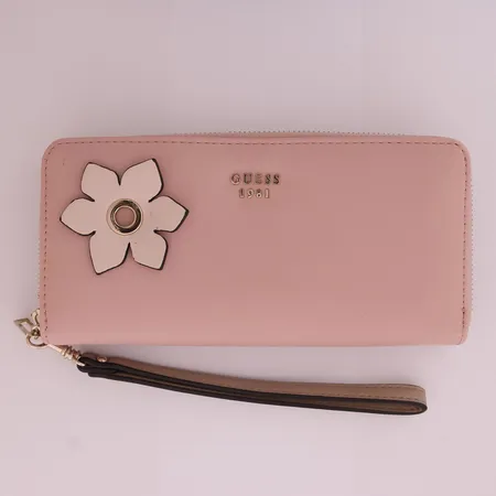 Lompakko Guess VG699646 Rose Multi, mitat 105x165mm, laatikko.