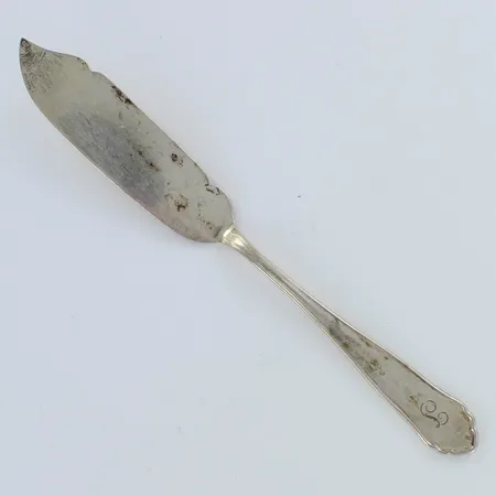 Leivosotin, Chippendale, kaiverrettu ja käytön jälkiä, pituus 177mm, 800,  Paino: 37,3 g