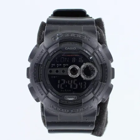 Rannekello Casio G-Shcok, quartz, ref: 3263 GD-100, pieniä käytön jälkiä, rungon Ø 50mm, rannekkeen pituus 160-230mm, alkuperäinen laatikko.