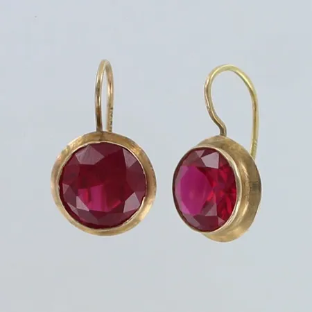 Kivikorvakorut, korkeus 20mm, 585br,  Paino: 2,9 g
