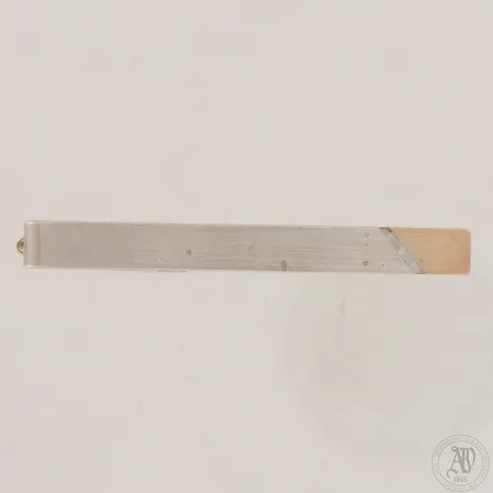 Solmionpidin, korkeus 5mm, leveys 55mm, Saurum, valmistettu 1996, 925br,  Paino: 4,6 g