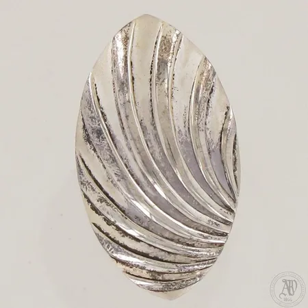 Rintakoru riipuslenkeillä, korkeus 25mm, leveys 45mm, 925,  Paino: 9,8 g