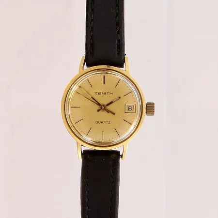 Kultarannekello Zenith nahkarannekkeella, kaiverrettu, taulun Ø 22mm, quartz:paristo loppunut, 750br, Paino: 14,3 g