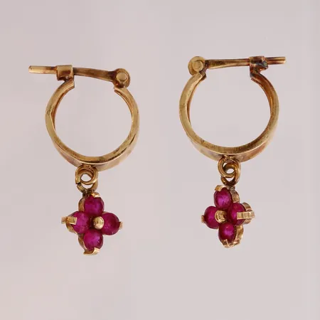 Kivikorvakorut, korkeus 22mm, 585br, Paino: 1,5 g