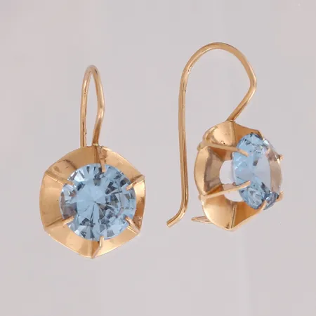 Kivikorvakorut, korkeus 21mm, 585br,   Paino: 2,8 g