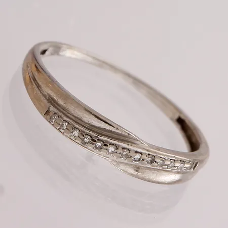Timanttisormus 13xn.0.005ct, koko 16¾, 585 valkokultaa,  Paino: 1,2 g