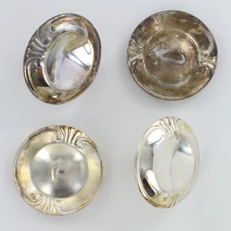 Neljä juustonappia, Ø33mm, 830,  Paino: 19,2 g