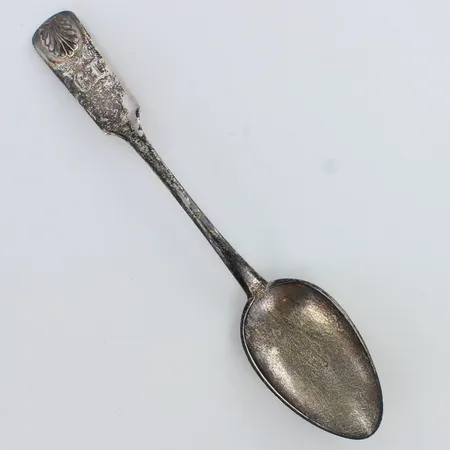 Ruokalusikka, musla, kaiverrettu, pituus 174mm, 813h,  Paino: 31,3 g